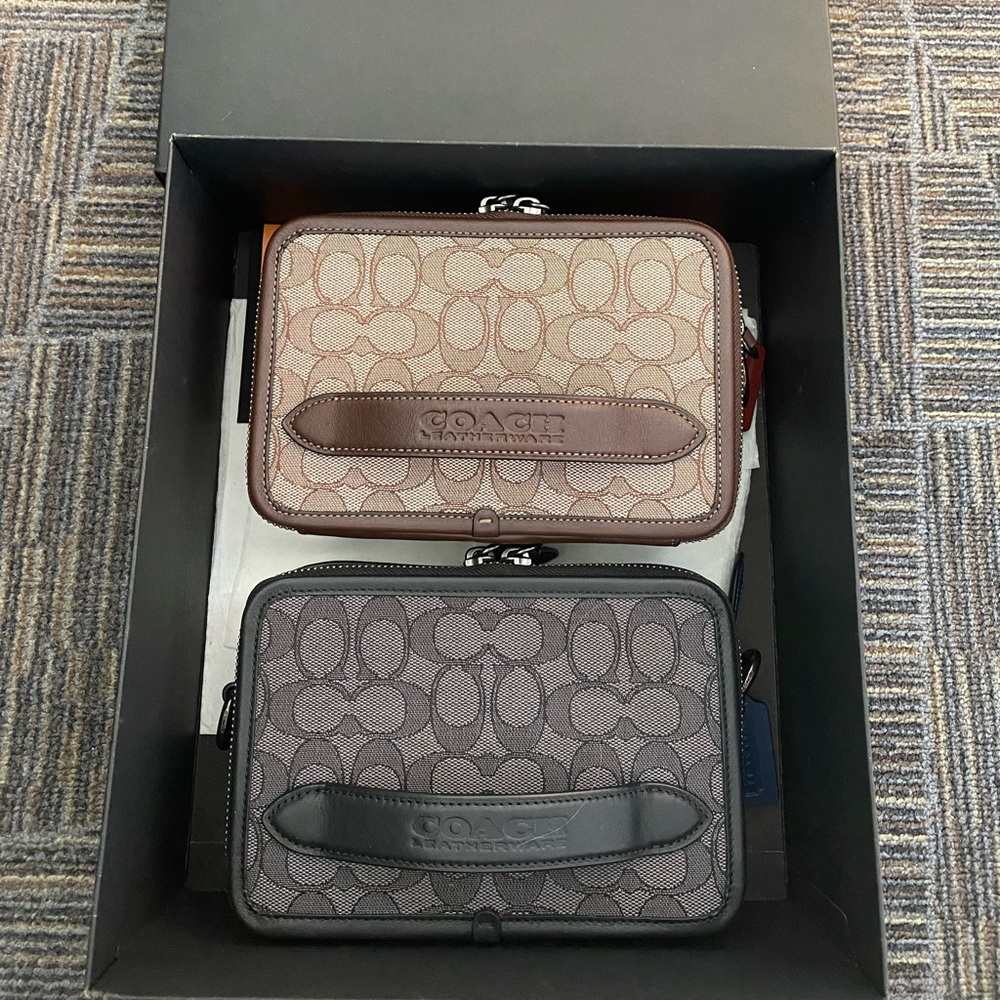 “SOLD” Coach Charter Crossbody